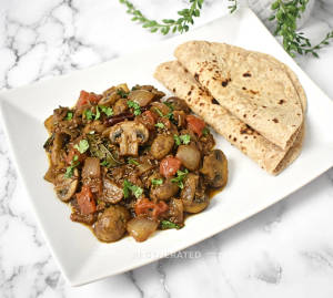 Mushroom Do Pyaza + Plain Roti (2 pieces)