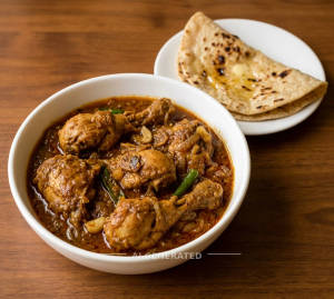 Chicken Curry + Butter Roti (1 piece)
