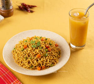 Veg Maggi + Juice