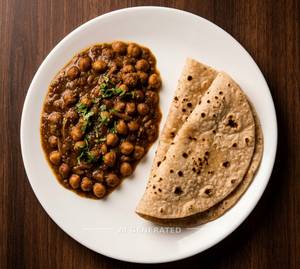 Chhola Masala + Tawa Roti Plain (2 Pieces)