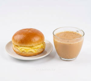 Maska Bun + Adrak Masala Tea