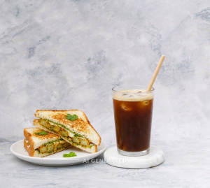 Aloo Sandwich + Cold Coffee