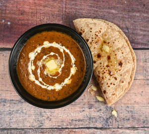 Dal Makhani + Butter Tawa Chapati (2 Pieces)            