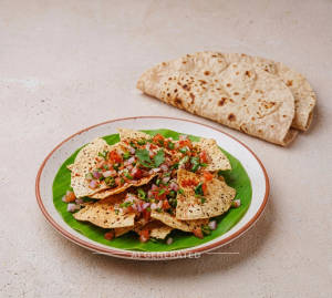 Papad Masala + Plain Tawa Roti (2 Pieces)
