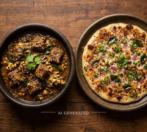 Pepper Kalakki + Onion Uthappam (1 Piece)