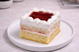 Strawberry Bliss Pastry