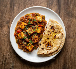 Chatpata Paneer + Tawa Butter Roti (2 pieces)
