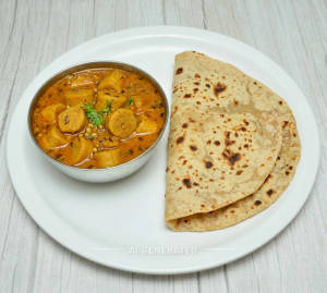Besan Gatte + Plain Tawa Roti (2 Pieces)