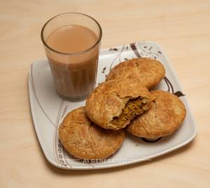 Khasta Dal Kachori + Tea