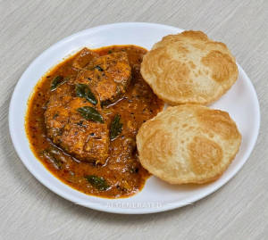 Fish Carry + Luchi (2 Pieces)
