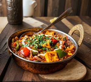 Kadhai Paneer With 4 Tawa Roti