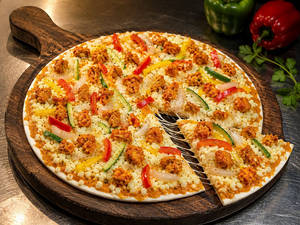 Grilled Peri Peri Chicken Cheese Pizza