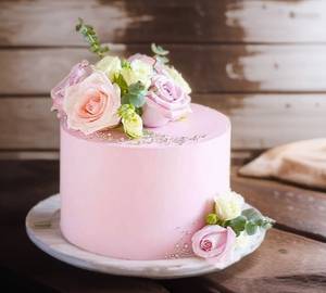 Rose milk cake
