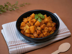Gujarati Suki Bhaji (aloo Bhaji)