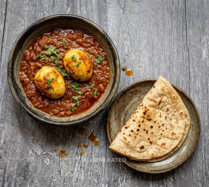 Egg curry [2 eggs] + Chapati (1 piece)