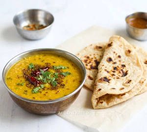 Yellow Dal Tadka + Plain Tandoori Roti (2 pieces)