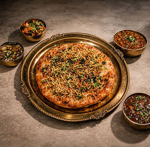 Aloo Bhujia Kulcha