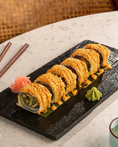 Tempura Veg Sushi (6 Pcs)