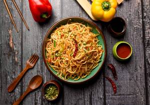Garlic veg noodles