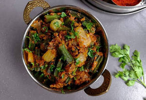 Dn Special Bhindi Do Pyaza