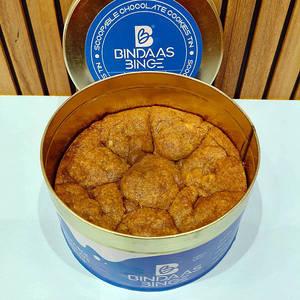 Scoopable Hazelnut Chocolate Cookie Tin
