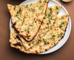Masala Kulcha [1 Piece]