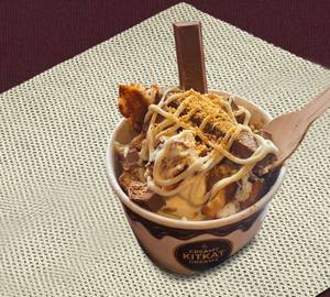 Kitkat Sundae