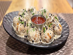 Kali Mirch Tandoori Veg Momos
