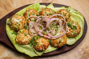 Afgani Tandoori Veg Momos