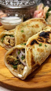 Malai Chicken Tikka Roll