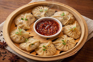 Paneer Momos Steam