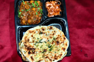 2 Stuffed Tandoori Kulcha with Chole and Achar