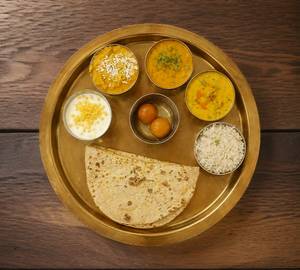 Jain Thali (No Onion / No Garlic)