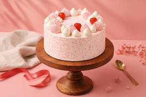 Strawberry Vanilla Cake( 500 Gm)