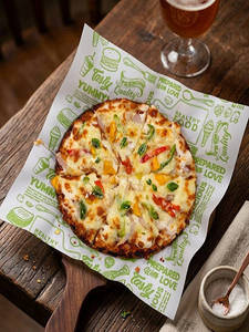 Cheese & Capsicum Pizza