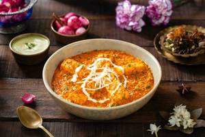 Luscious Paneer Labbadar
