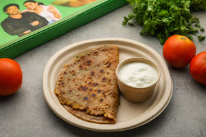 Aloo Paratha with Curd [1 Pc]