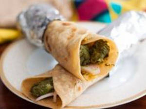Hariyali Chicken Tikka Kathi Roll