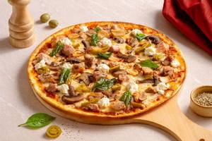 Velvet Chicken | Hot Chicken Pizza