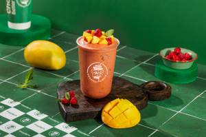 Raspberry Mango Smoothie