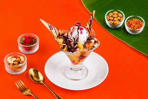 Fruit Salad With Ice Cream