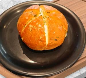 Premium Korean Cheese Garlic Buns