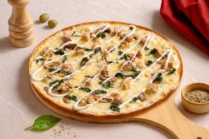 Ranch Affair | Creamy Chicken Pizza