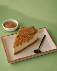 Lotus Biscoff Cheesecake Slice