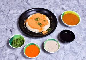 Thatte Idli with Podi Ghee [1 Piece]