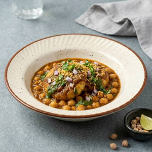 Chole Tikiya