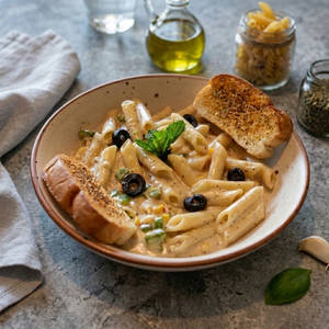 Exotic White Sauce Pasta