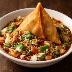 Samosa chaat