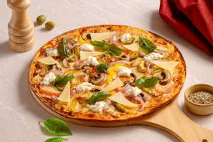Scarlet Garden | Hot Veg Pizza