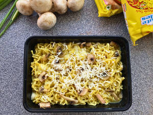 Creamy Cheesy Mushroom Maggi
